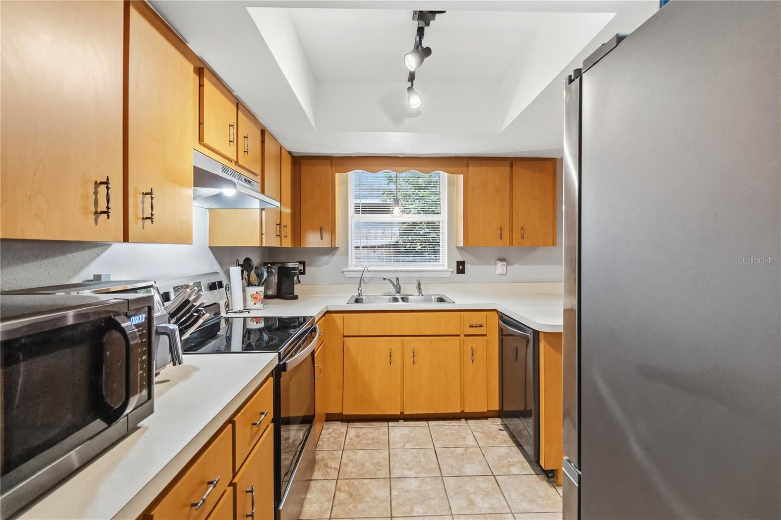 MOUNT PLYMOUTH - Residential