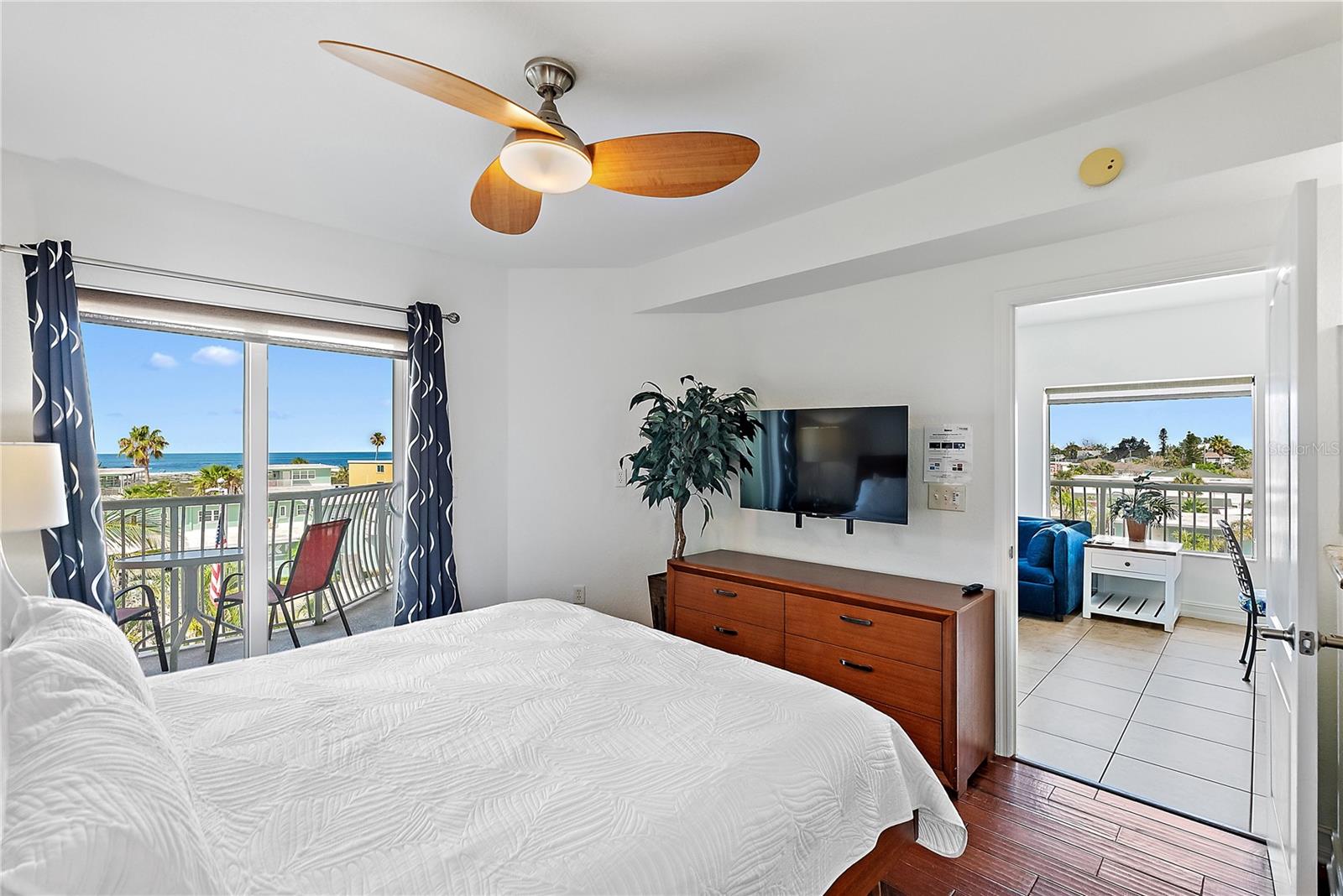 CRYSTAL PALMS BCH RESORT AT TREASURE ISLAND CONDO - Residential