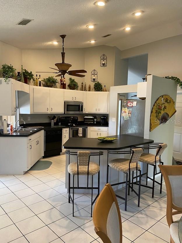 PORT CHARLOTTE SUB 10 - Residential Lease