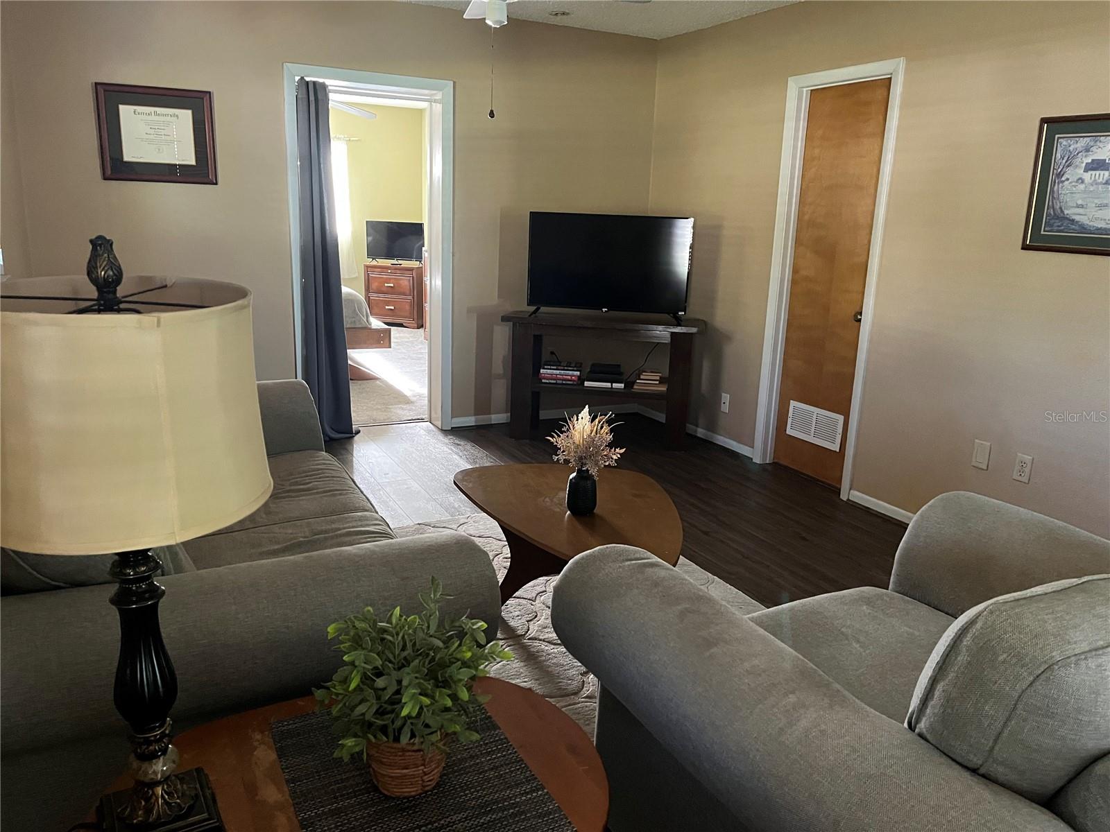 BVLLE ACREAGE (AB11) - Residential