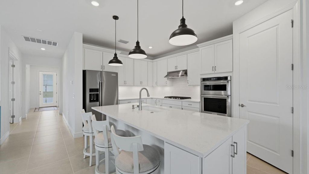 Photo of 4400 Lakeside Grove Place, North Port, FL 34289 (MLS # N6143330)