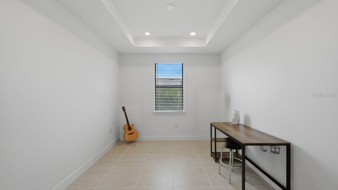 ARBOR OAKS AT THE WOODLANDS - Residential