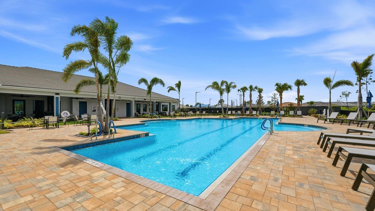 ARBOR OAKS AT THE WOODLANDS - Residential