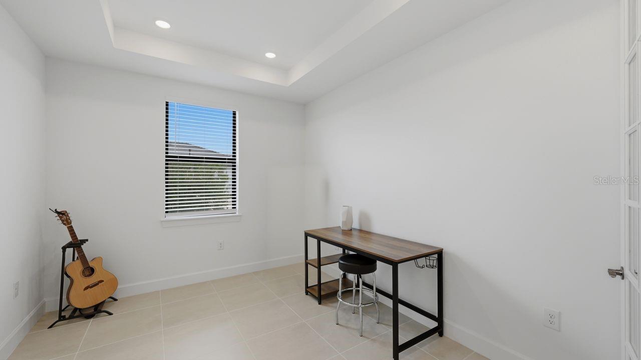 ARBOR OAKS AT THE WOODLANDS - Residential