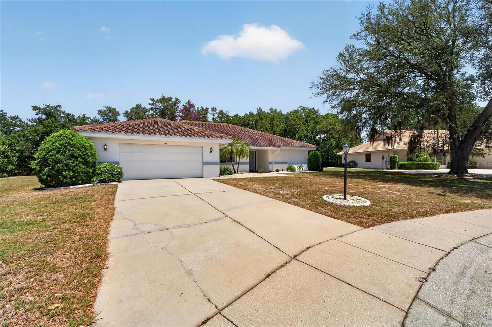 2015 BERRY ROBERTS DRIVE