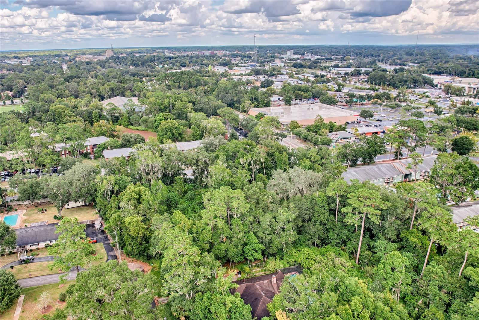 ABDI RESIDENCES - Land