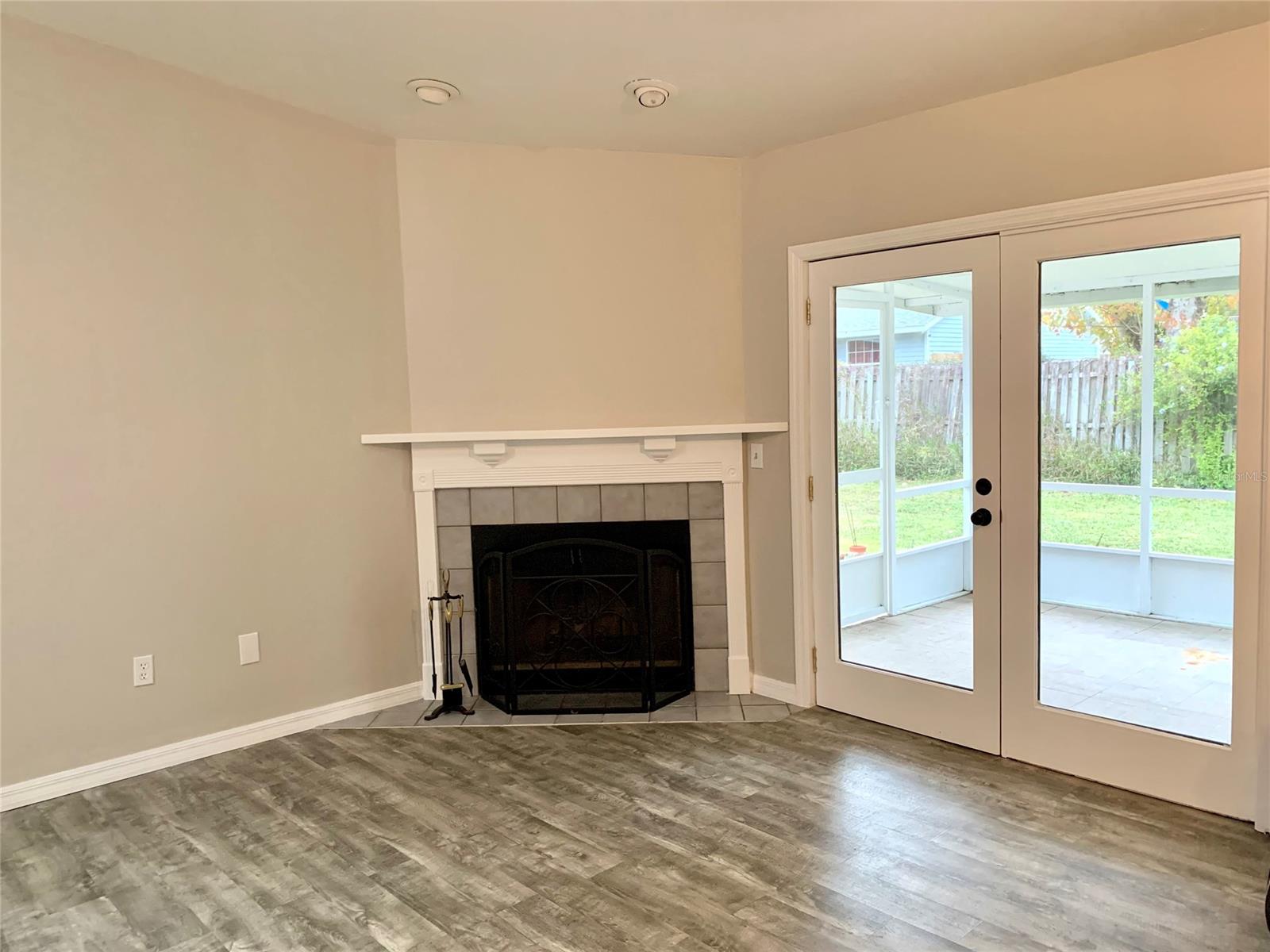 Southern Oaks - Residential