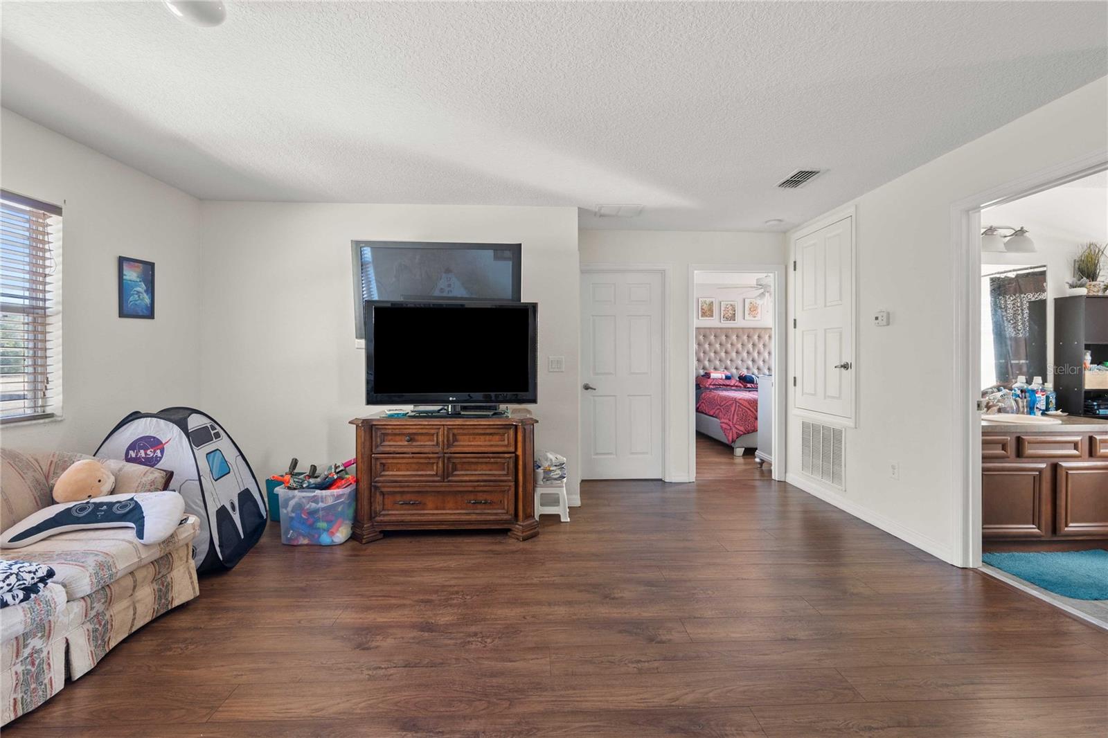 JUMPER CRK MANOR - Residential