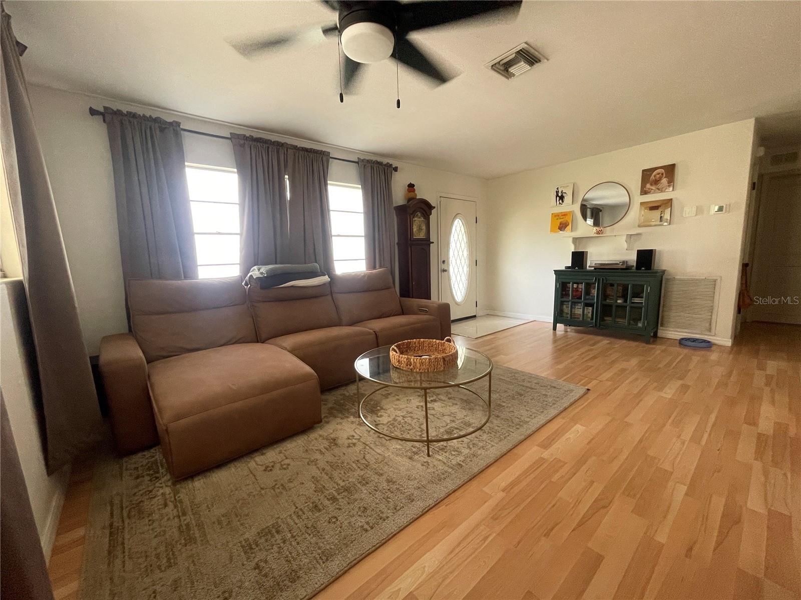 BEVERLY HILLS - Residential
