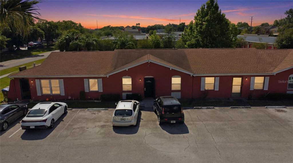 Photo of 2 E Las Palmas Way, Kissimmee, FL 34743 (MLS # O6408966)
