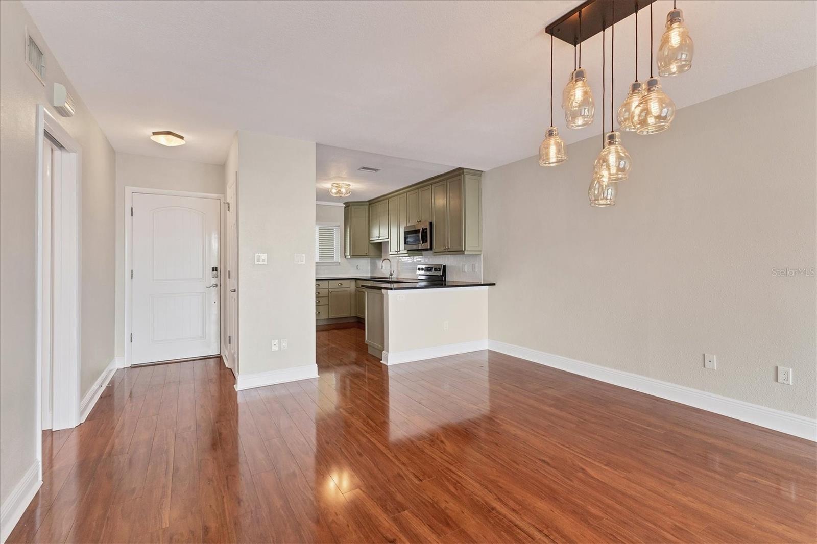 ST REGIS - Residential Lease