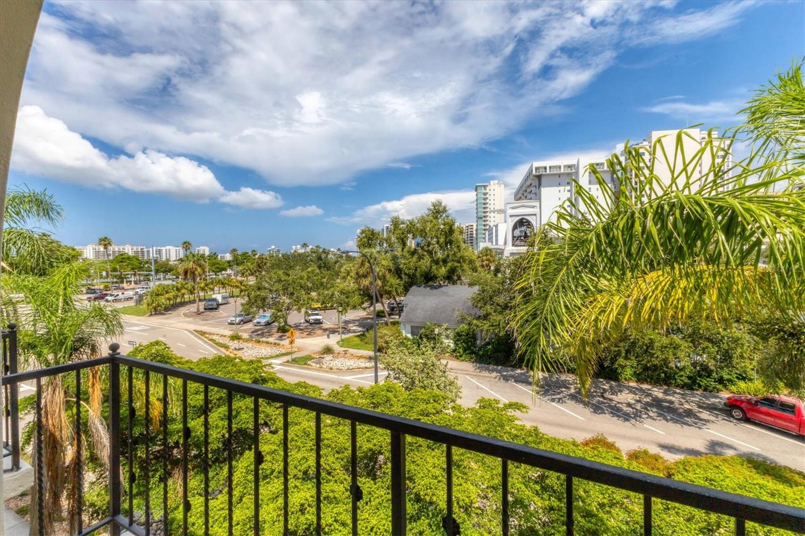 ST REGIS - Residential Lease