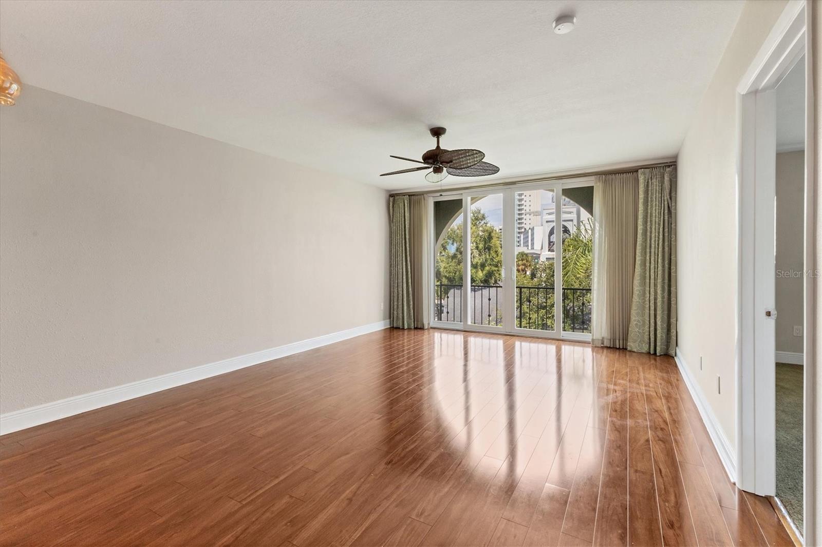 ST REGIS - Residential Lease