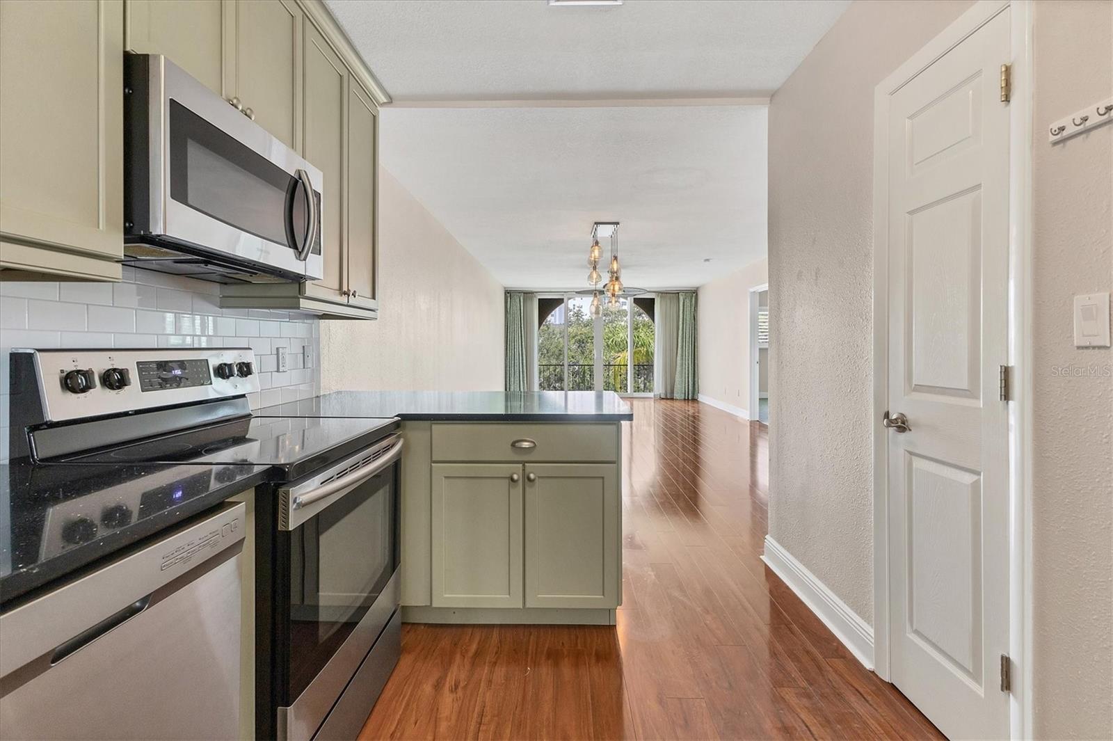 ST REGIS - Residential Lease