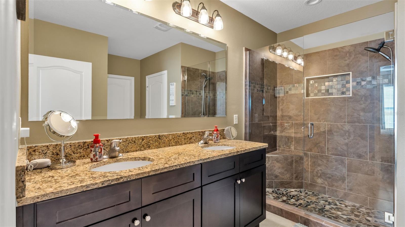 BRIDGEPORT LAKES PH 1 - Residential