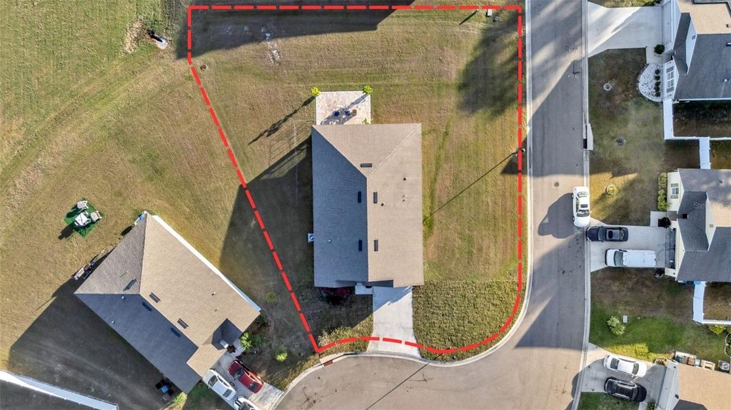 Photo of 240 St Thomas Drive, Mulberry, FL 33860 (MLS # L4957655)