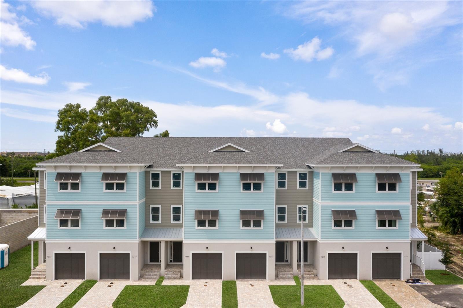 RIVIERA TWNHMS - Residential Lease