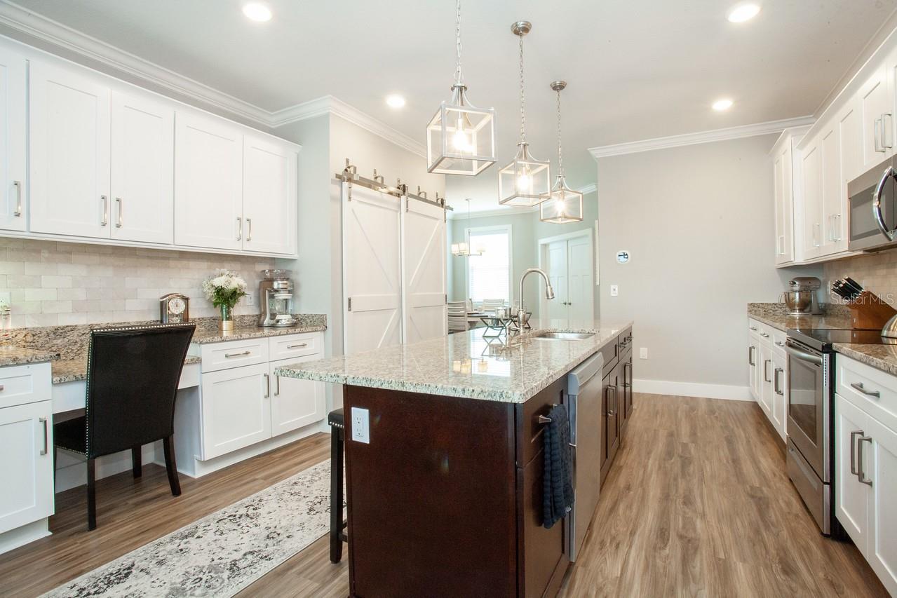 RIVIERA TWNHMS - Residential Lease