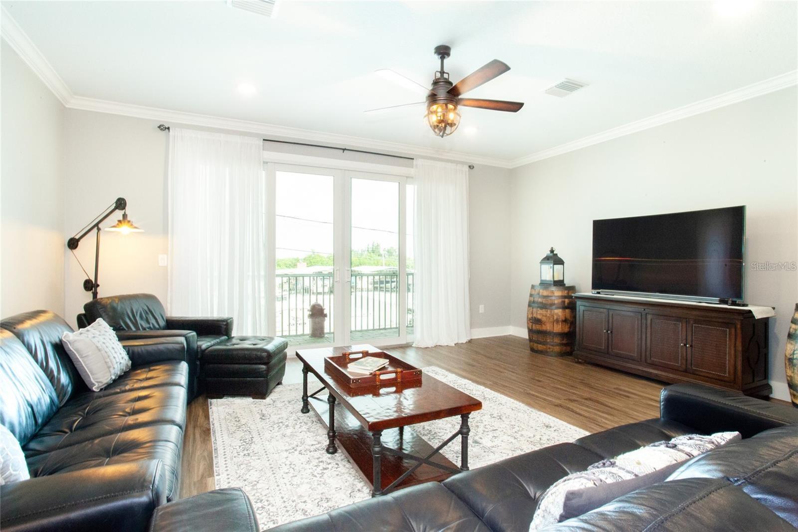 RIVIERA TWNHMS - Residential Lease