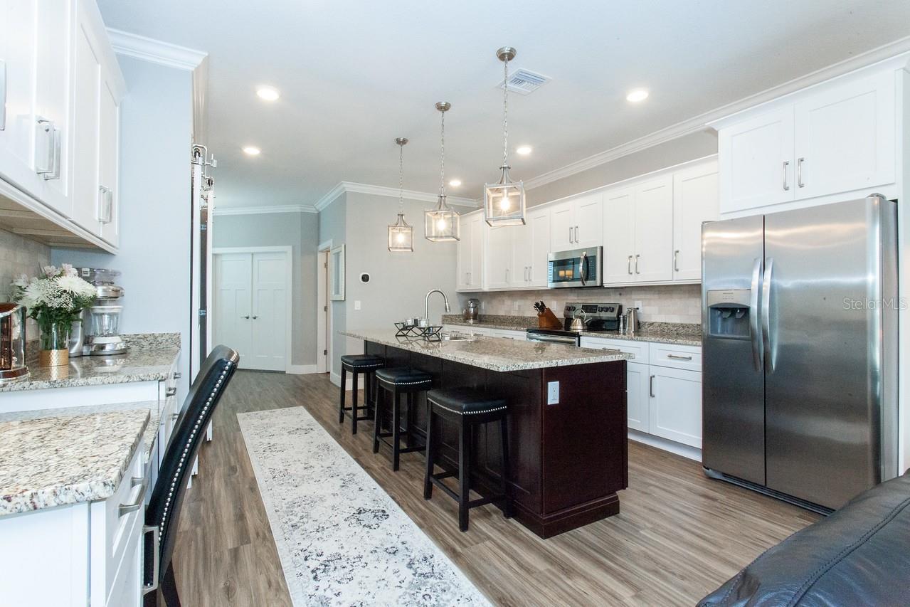 RIVIERA TWNHMS - Residential Lease