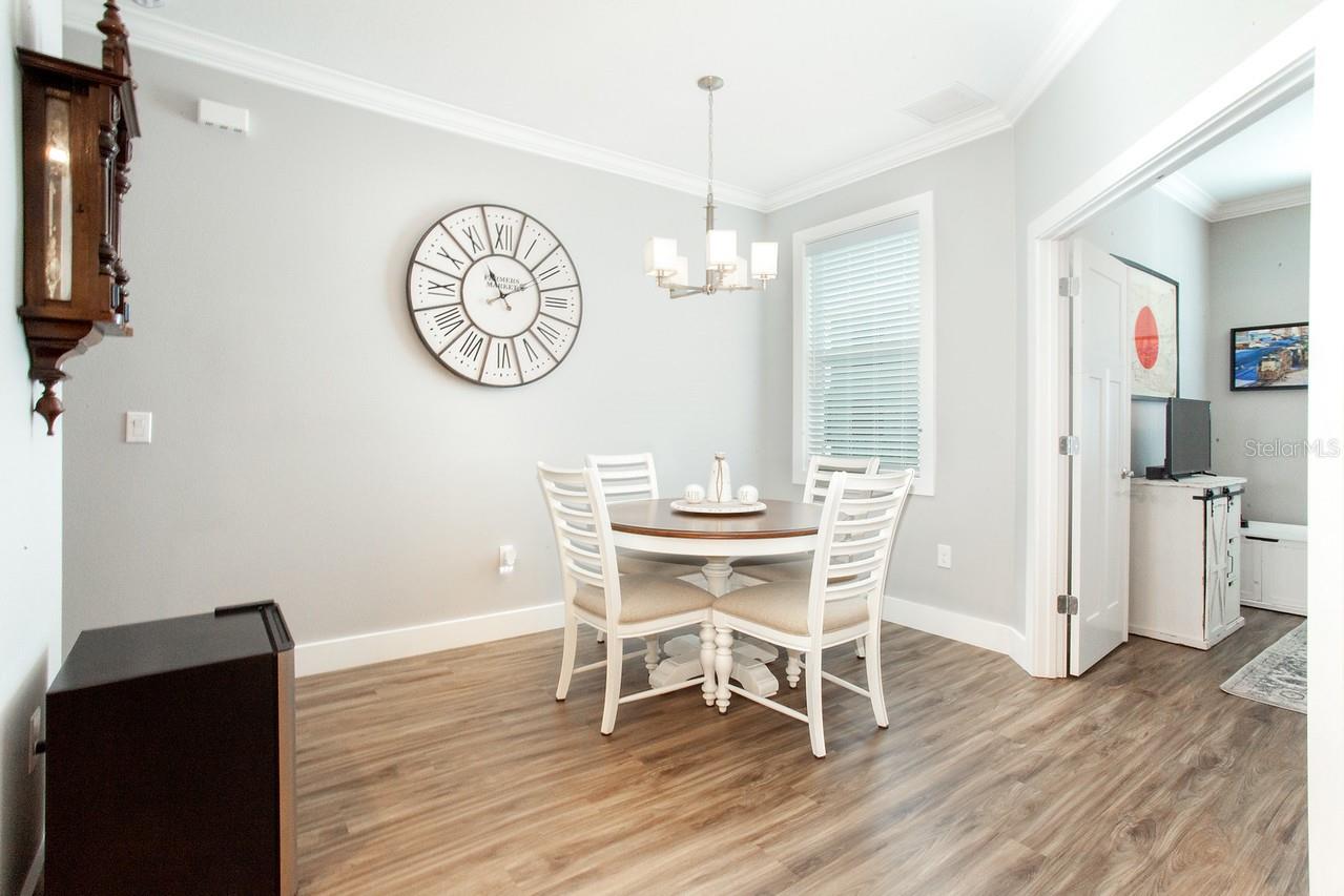 RIVIERA TWNHMS - Residential Lease