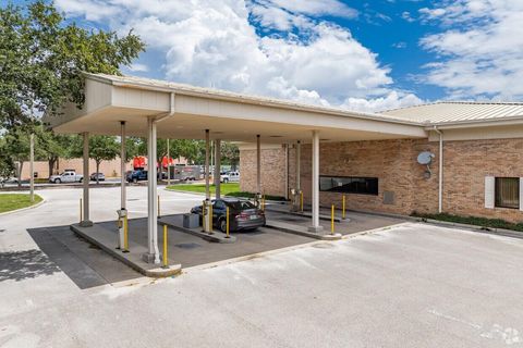 Tiny photo for 180 N Suncoast Boulevard, Crystal River, FL 34429 (MLS # T3511760)