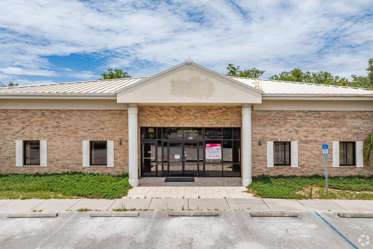180 N SUNCOAST BOULEVARD
