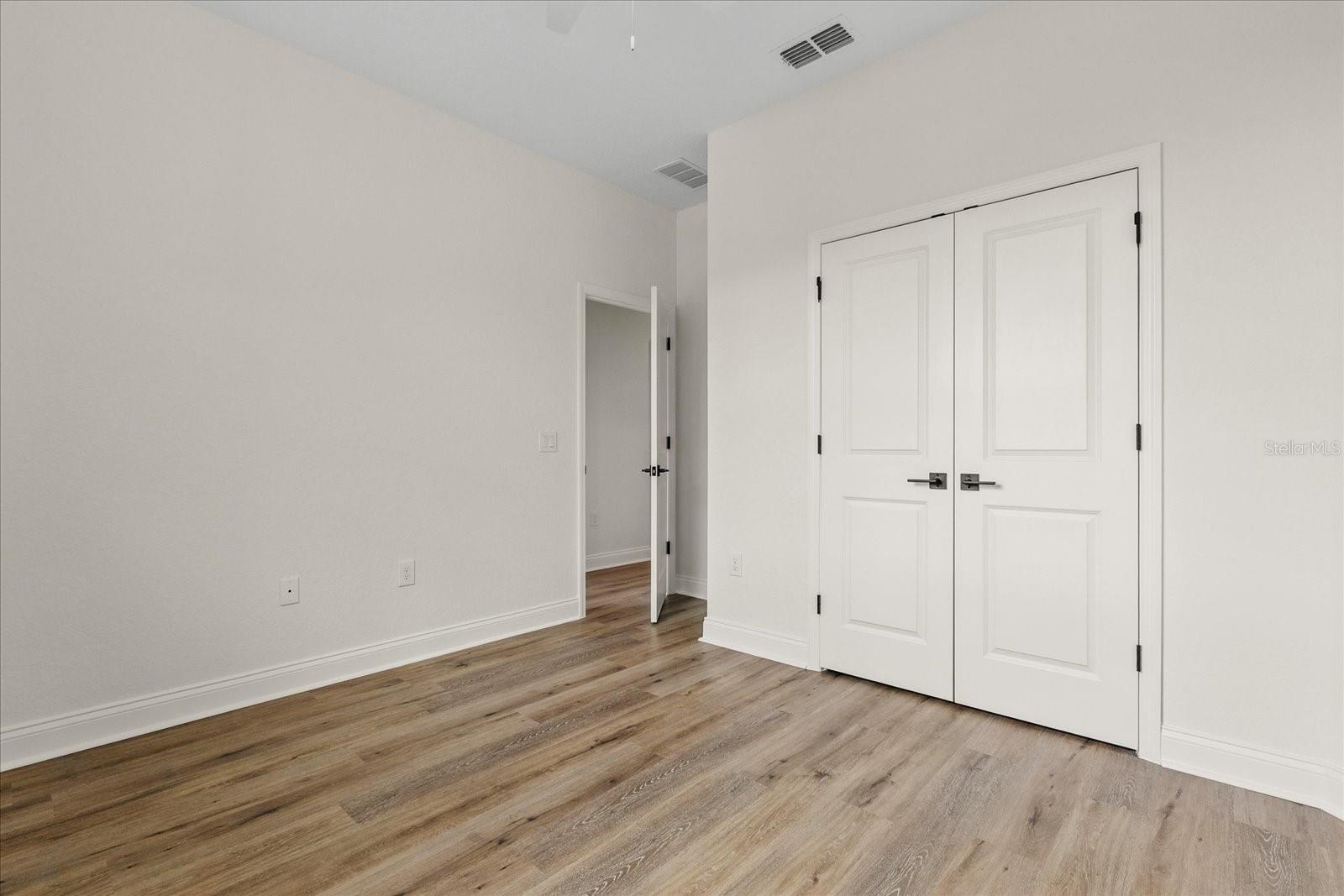 SUN N LAKE - Residential