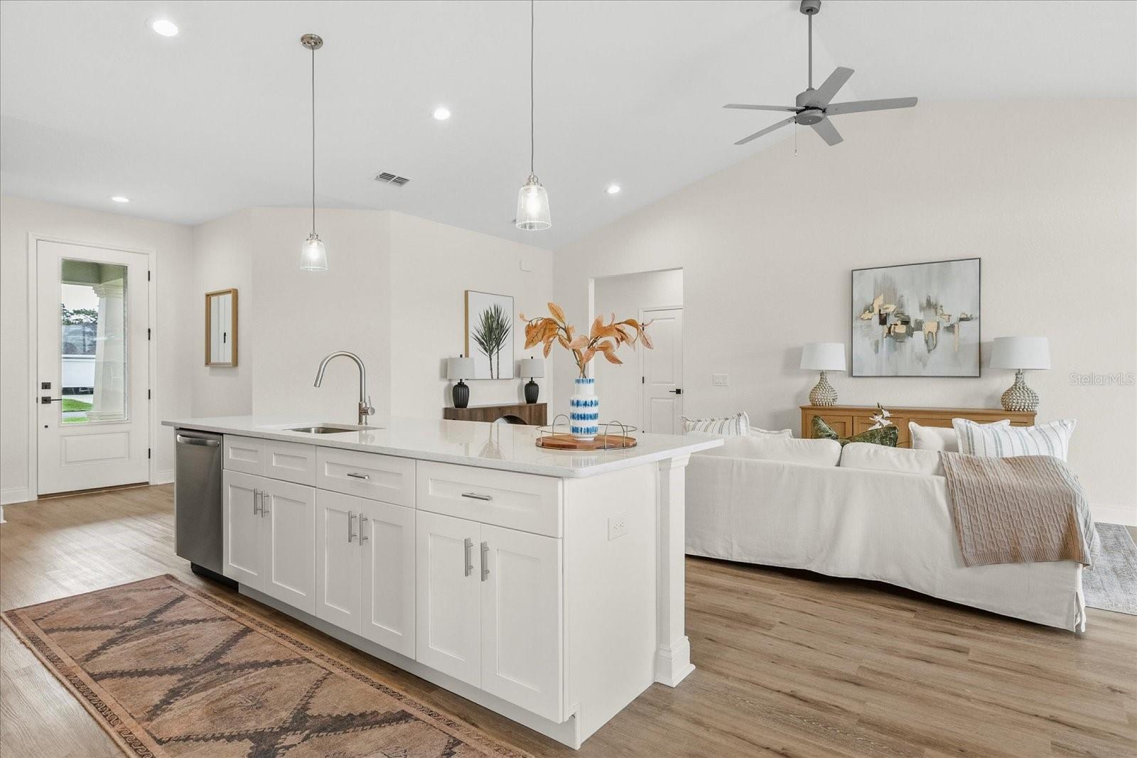 SUN N LAKE - Residential