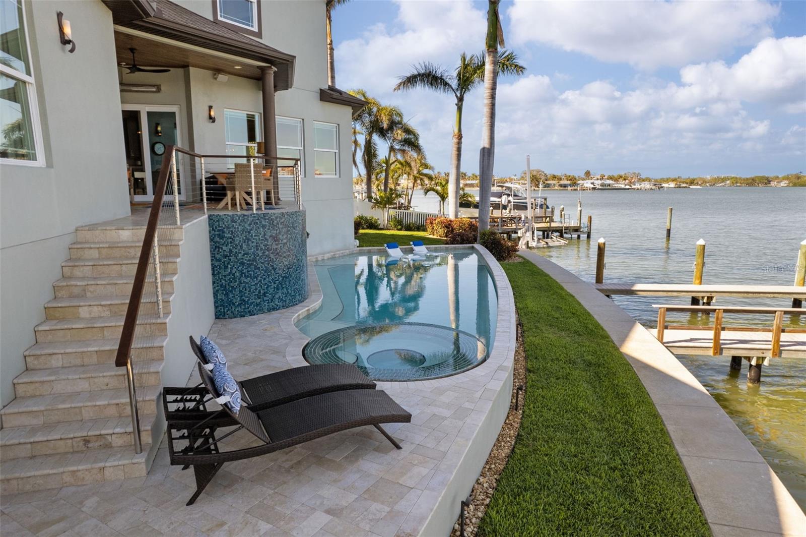 SOUTH CSWY ISLE YACHT CLUB ADD - Residential Lease