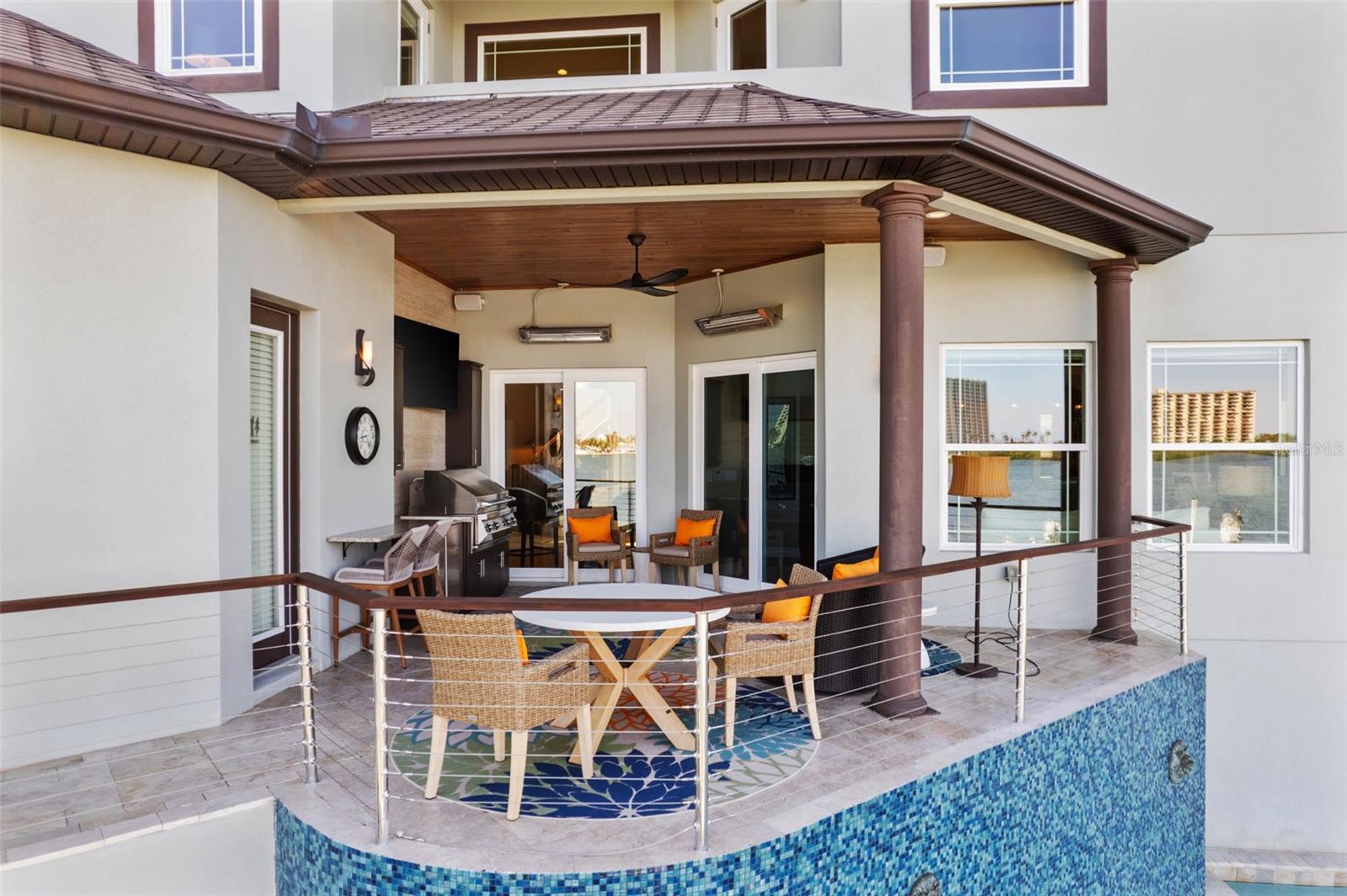 SOUTH CSWY ISLE YACHT CLUB ADD - Residential Lease