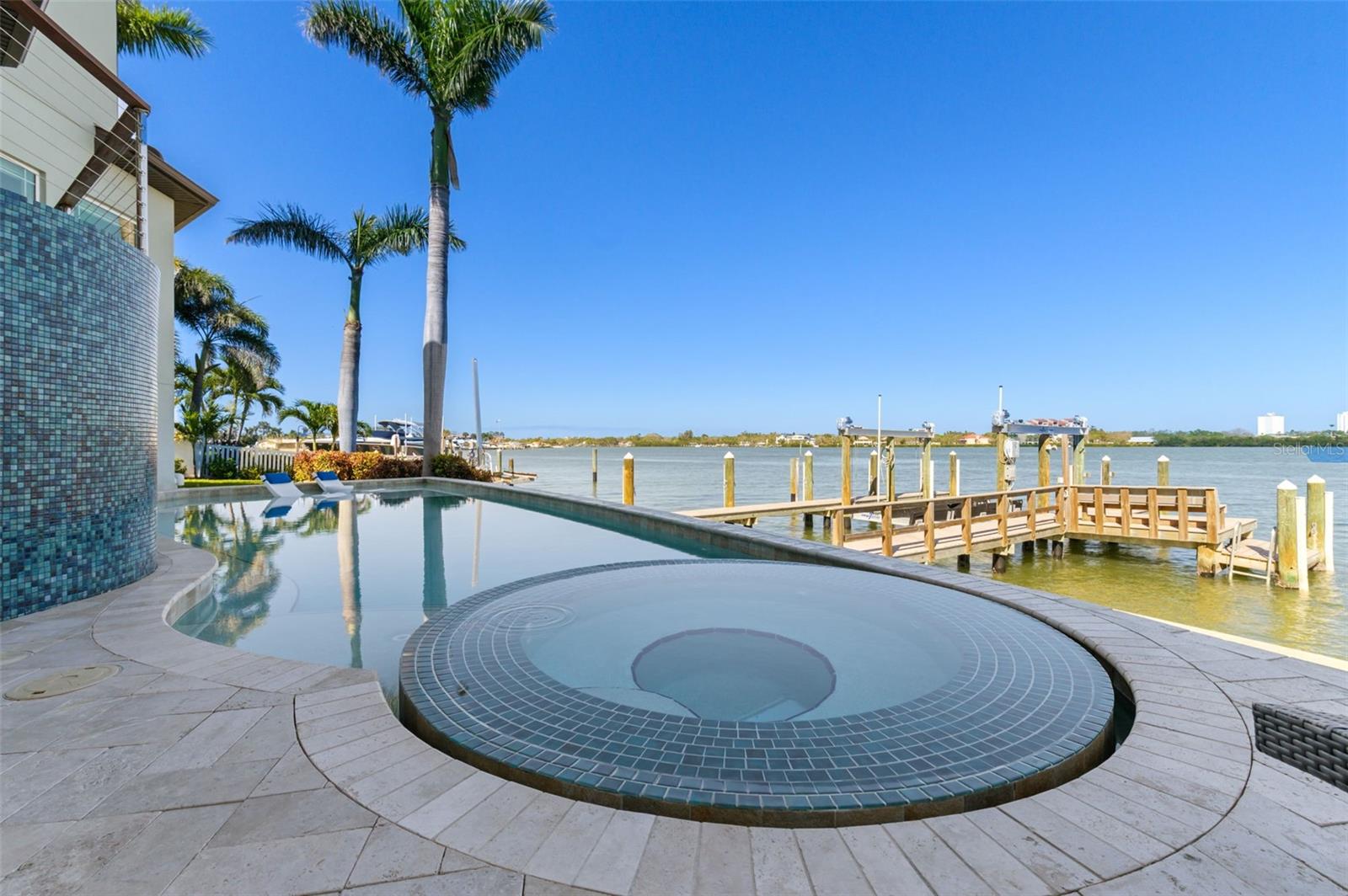 SOUTH CSWY ISLE YACHT CLUB ADD - Residential Lease