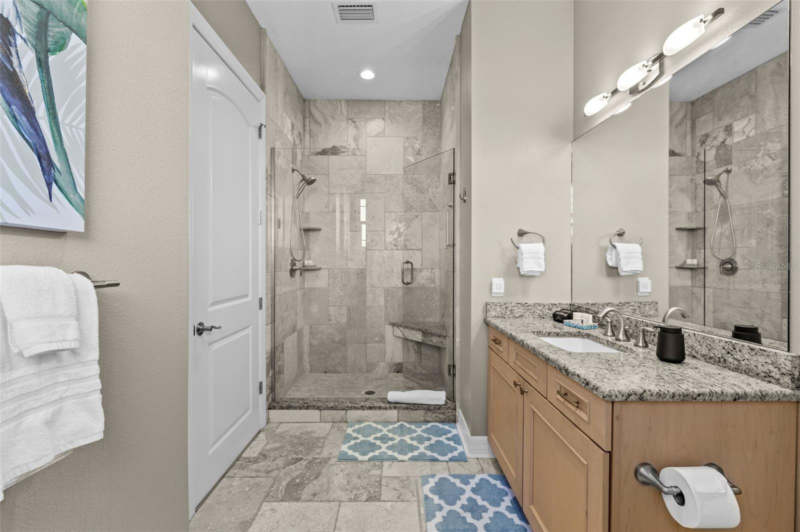 SOUTH CSWY ISLE YACHT CLUB ADD - Residential Lease