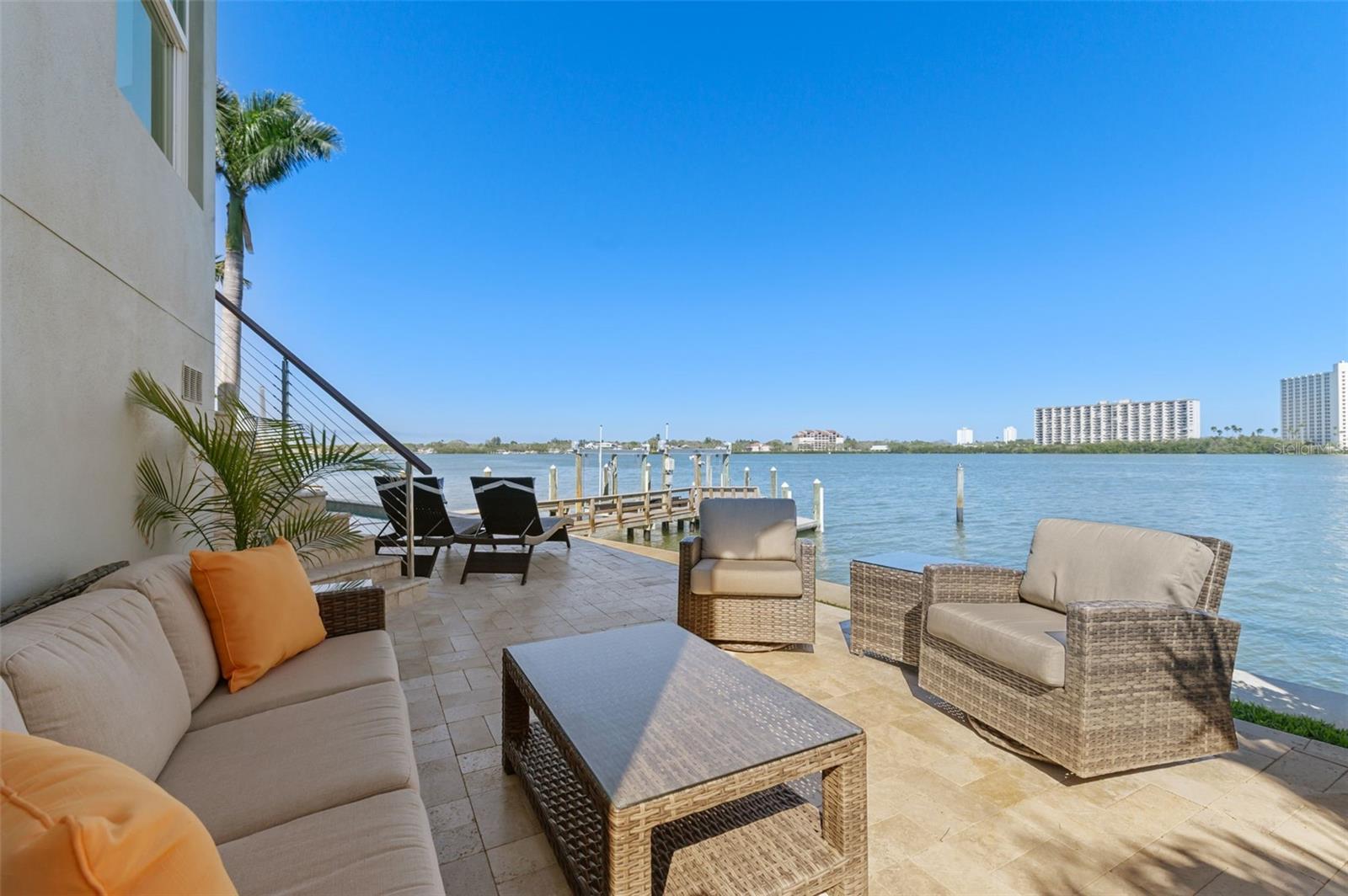 SOUTH CSWY ISLE YACHT CLUB ADD - Residential Lease