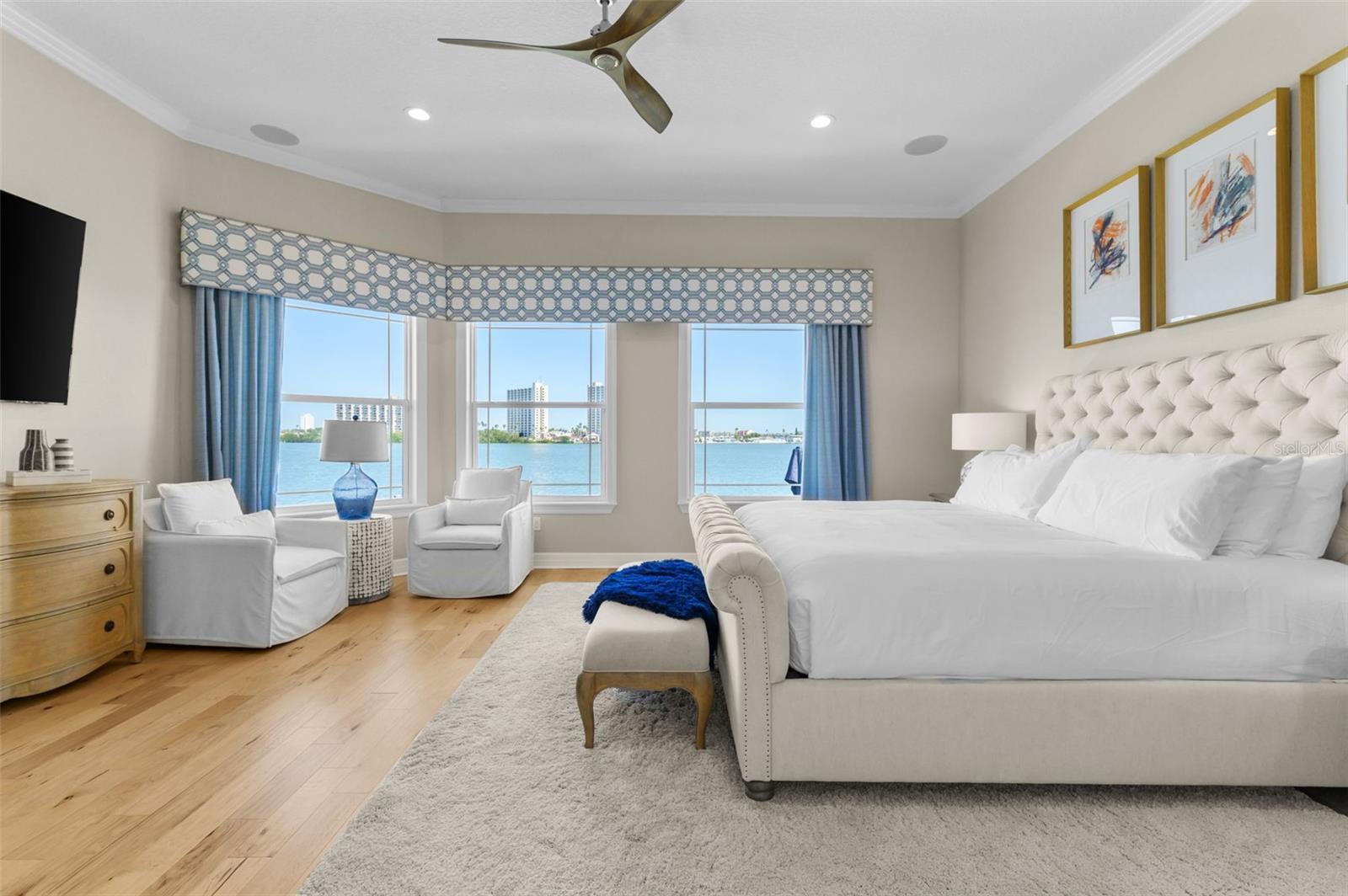 SOUTH CSWY ISLE YACHT CLUB ADD - Residential Lease