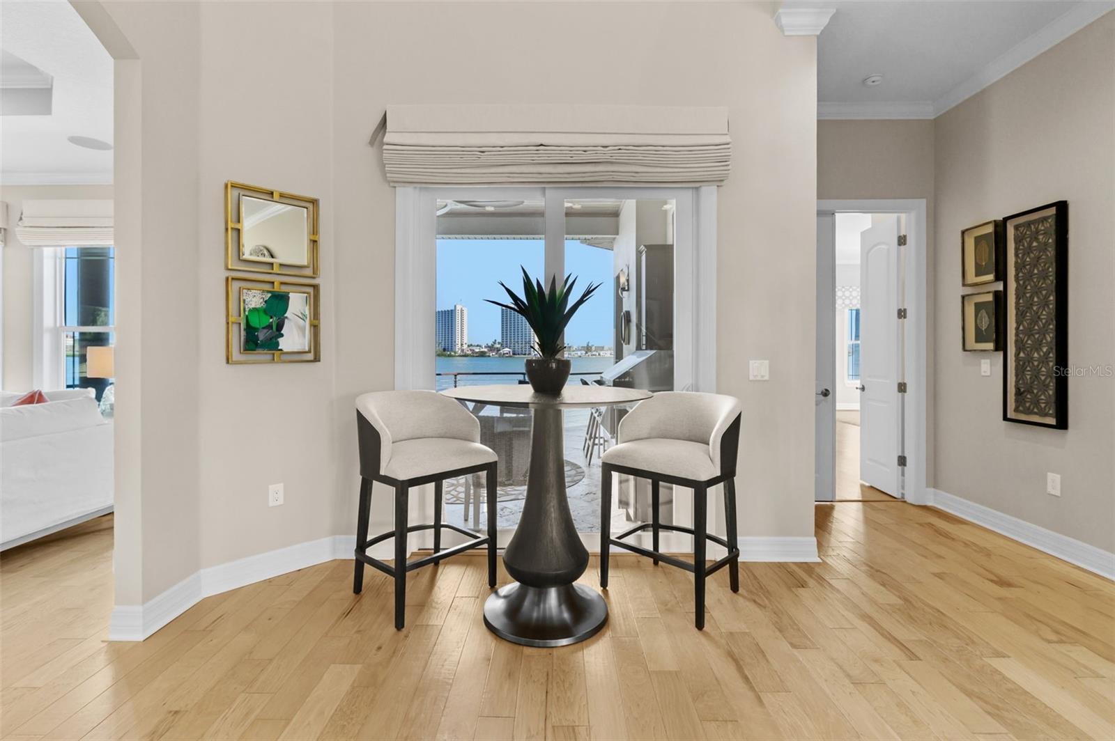 SOUTH CSWY ISLE YACHT CLUB ADD - Residential Lease