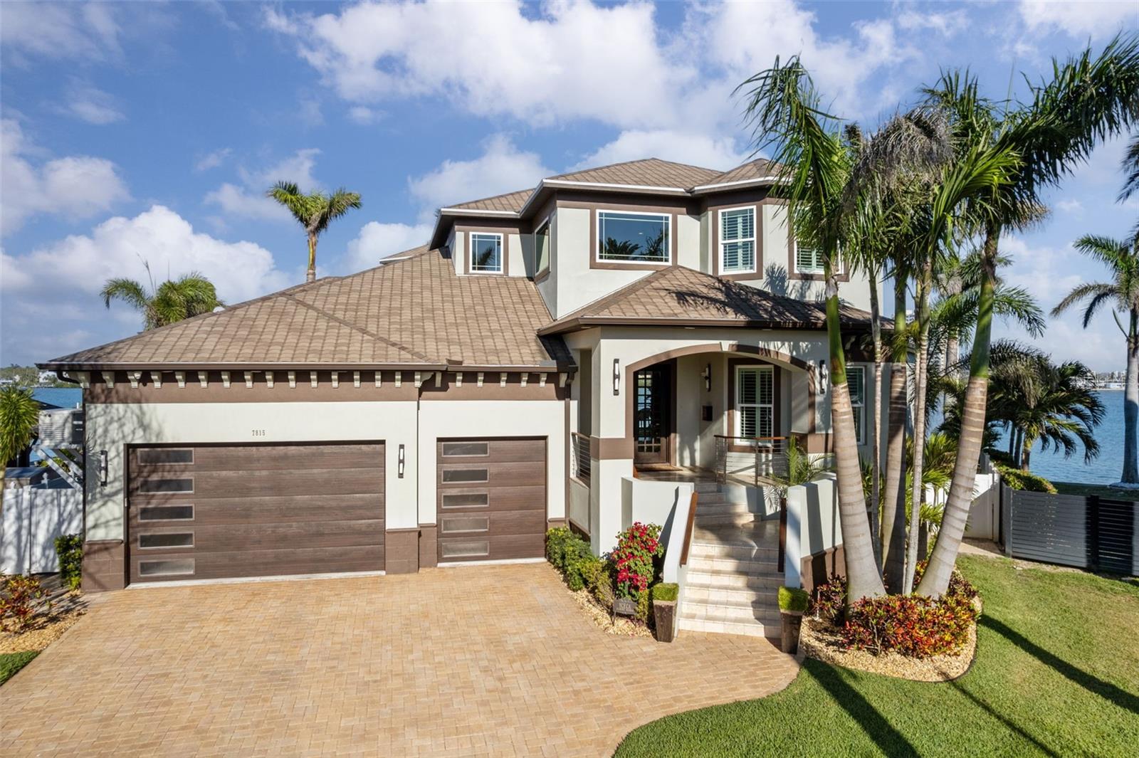 SOUTH CSWY ISLE YACHT CLUB ADD - Residential Lease