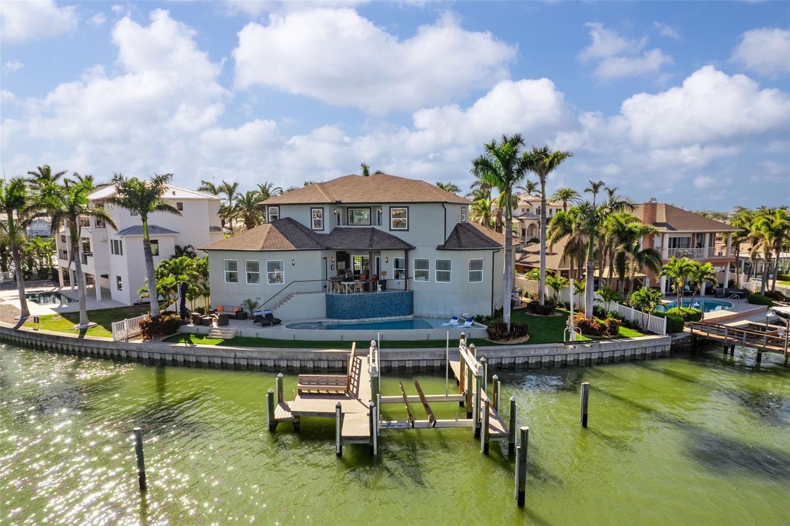 SOUTH CSWY ISLE YACHT CLUB ADD - Residential Lease