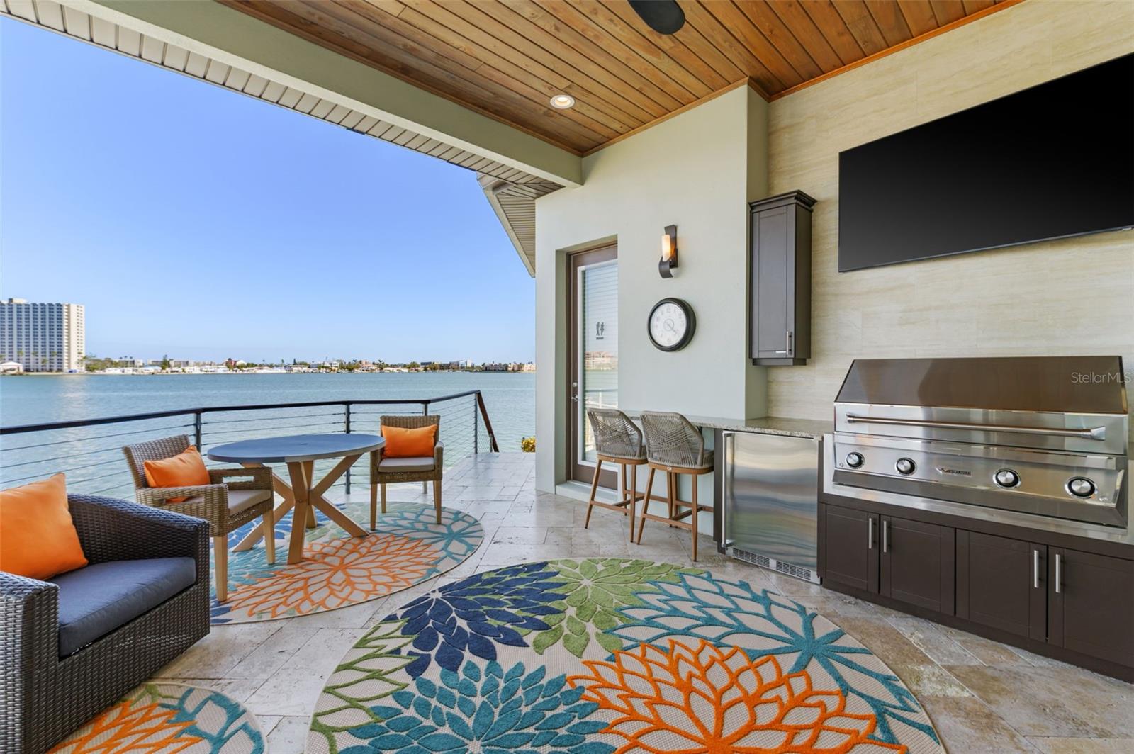 SOUTH CSWY ISLE YACHT CLUB ADD - Residential Lease