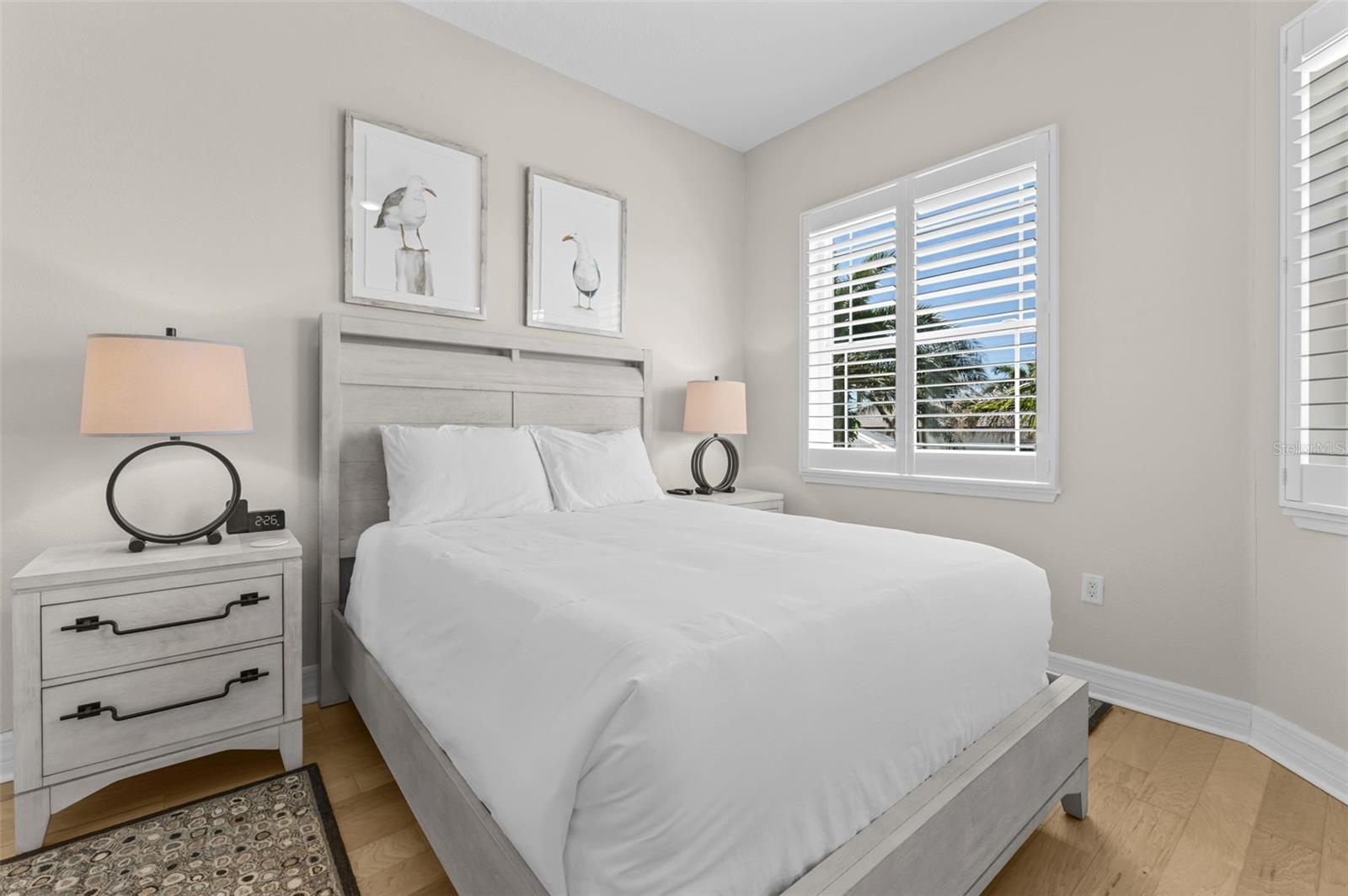 SOUTH CSWY ISLE YACHT CLUB ADD - Residential Lease