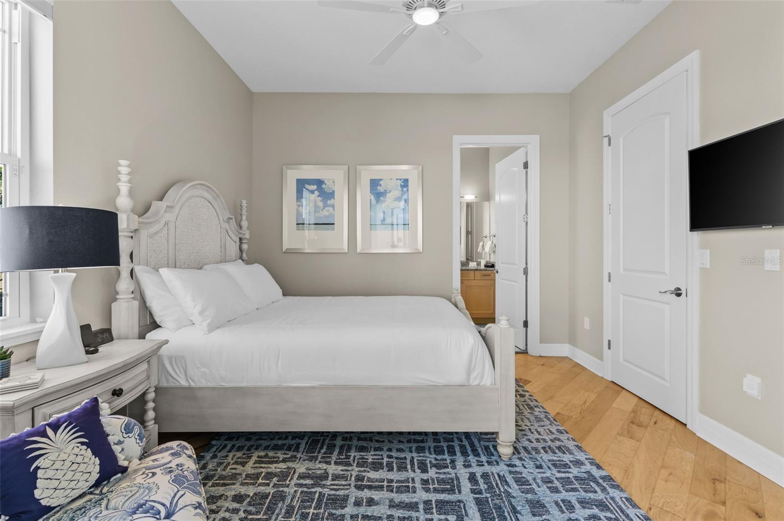 SOUTH CSWY ISLE YACHT CLUB ADD - Residential Lease