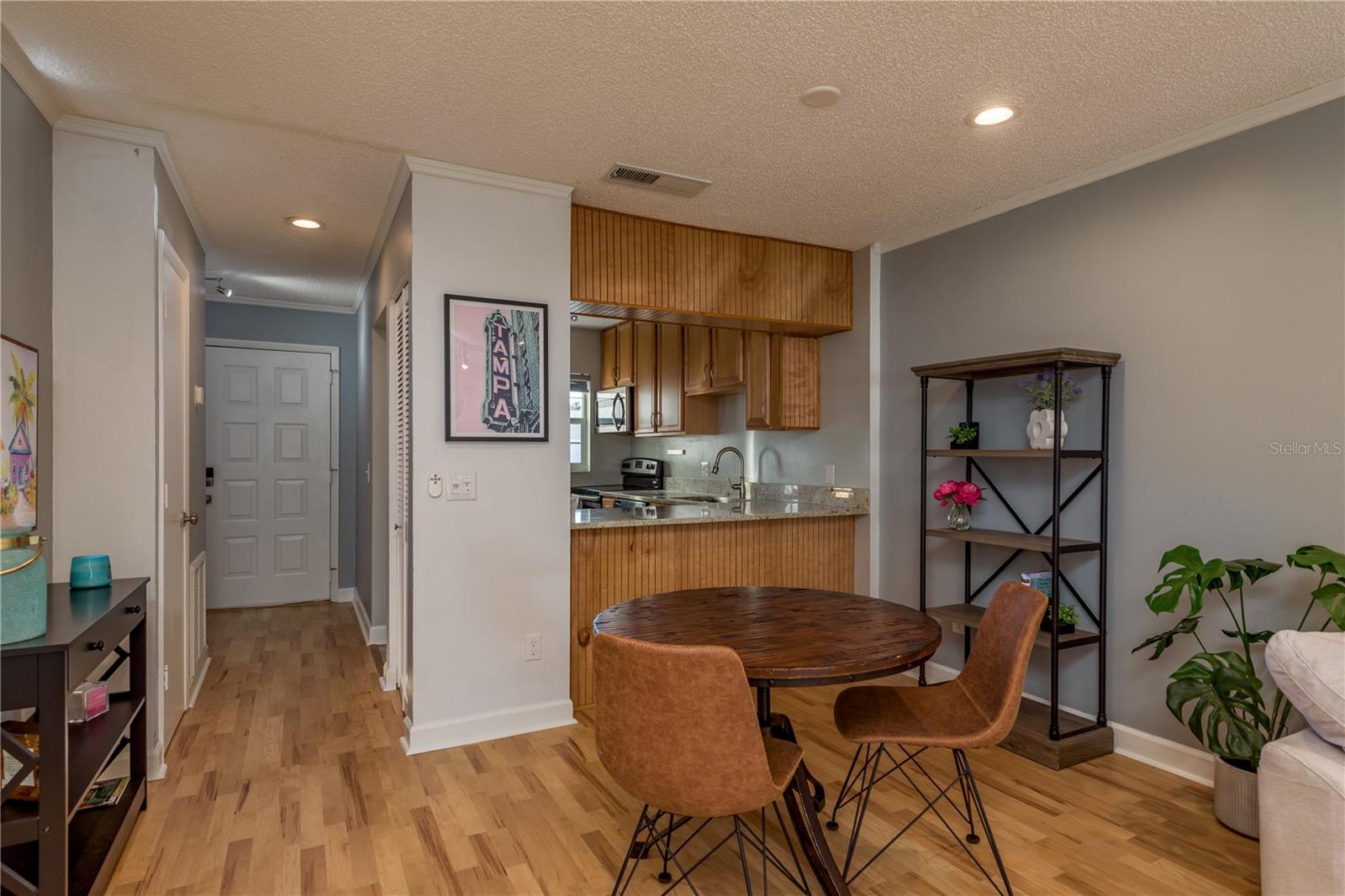 FAIR OAKS SOUTH ONE A CONDOMIN - Residential