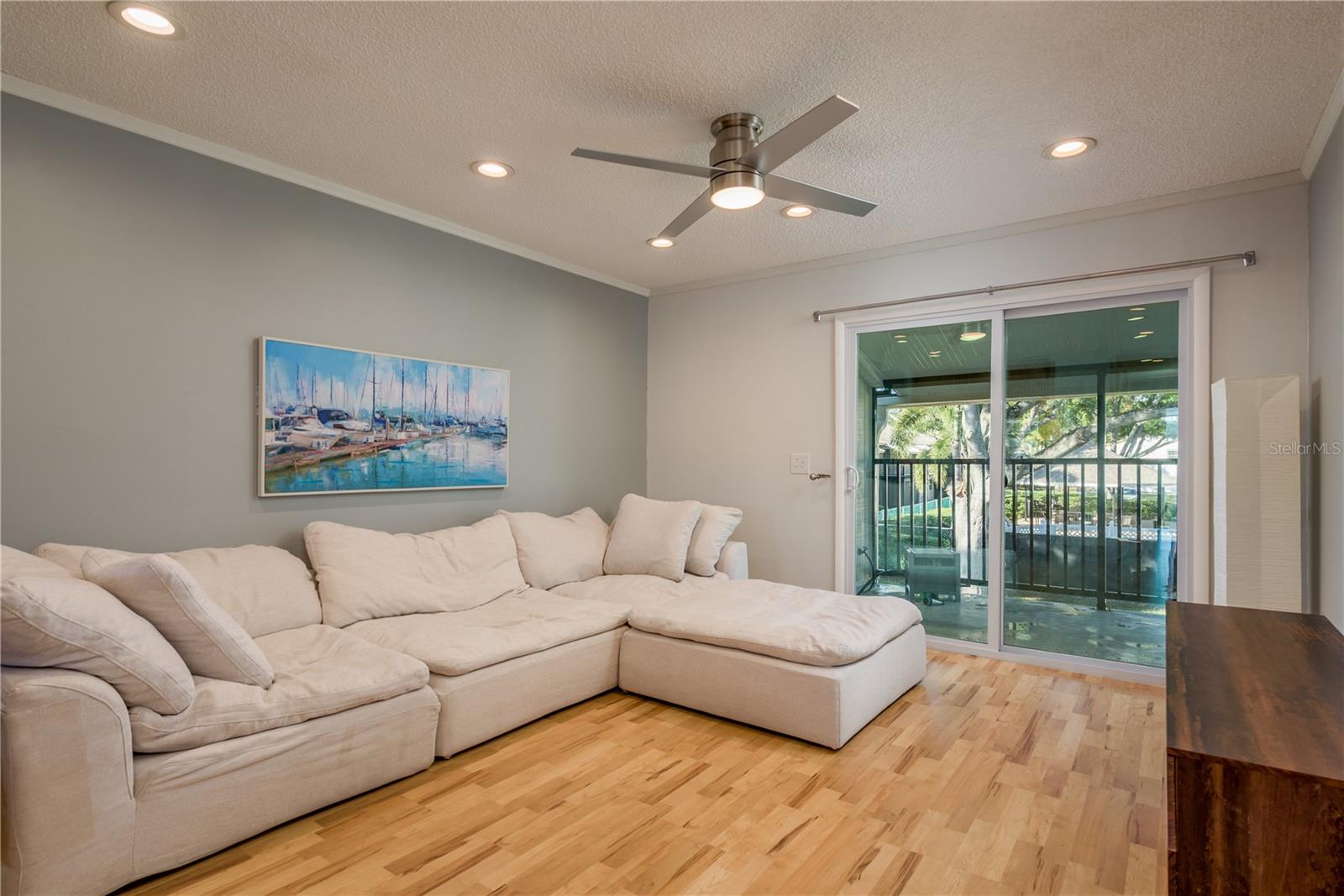 FAIR OAKS SOUTH ONE A CONDOMIN - Residential