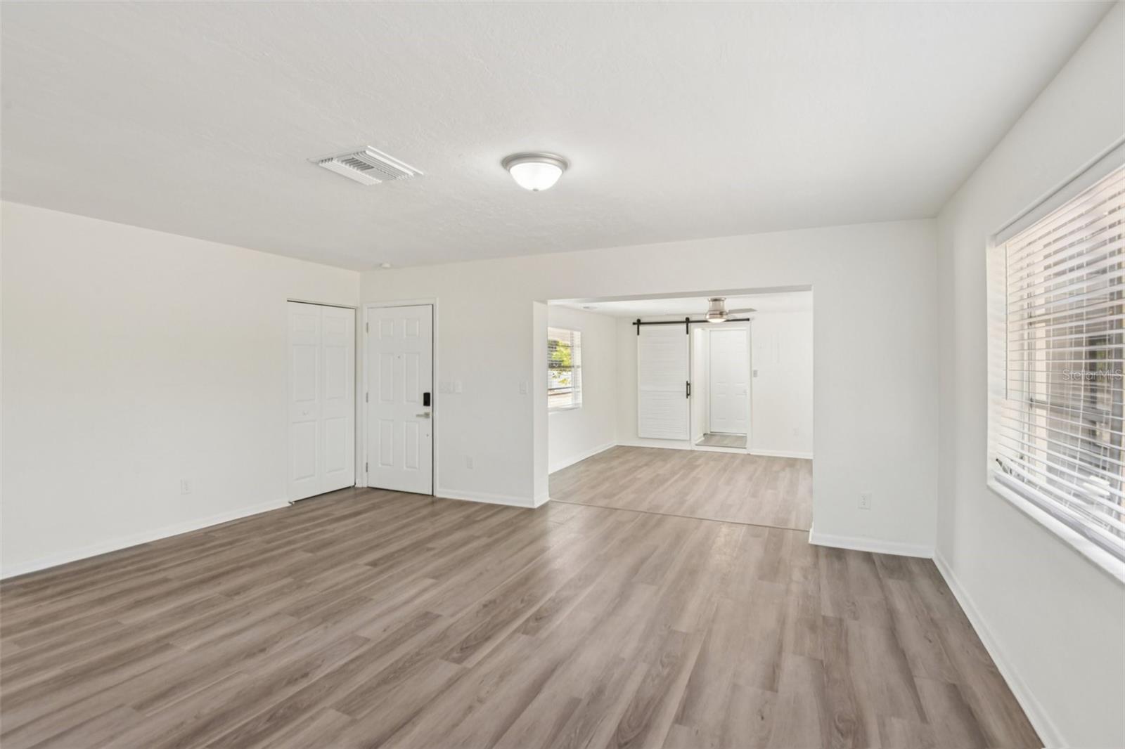 SPRING HILL - Residential