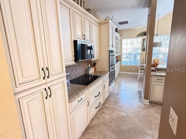 COURTLEIGH PARK - Residential