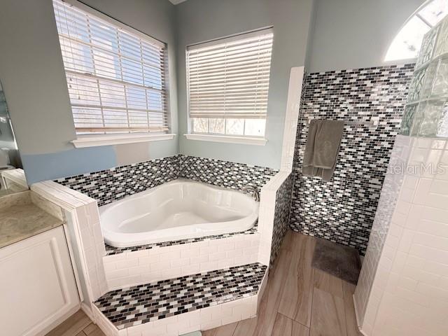 COURTLEIGH PARK - Residential