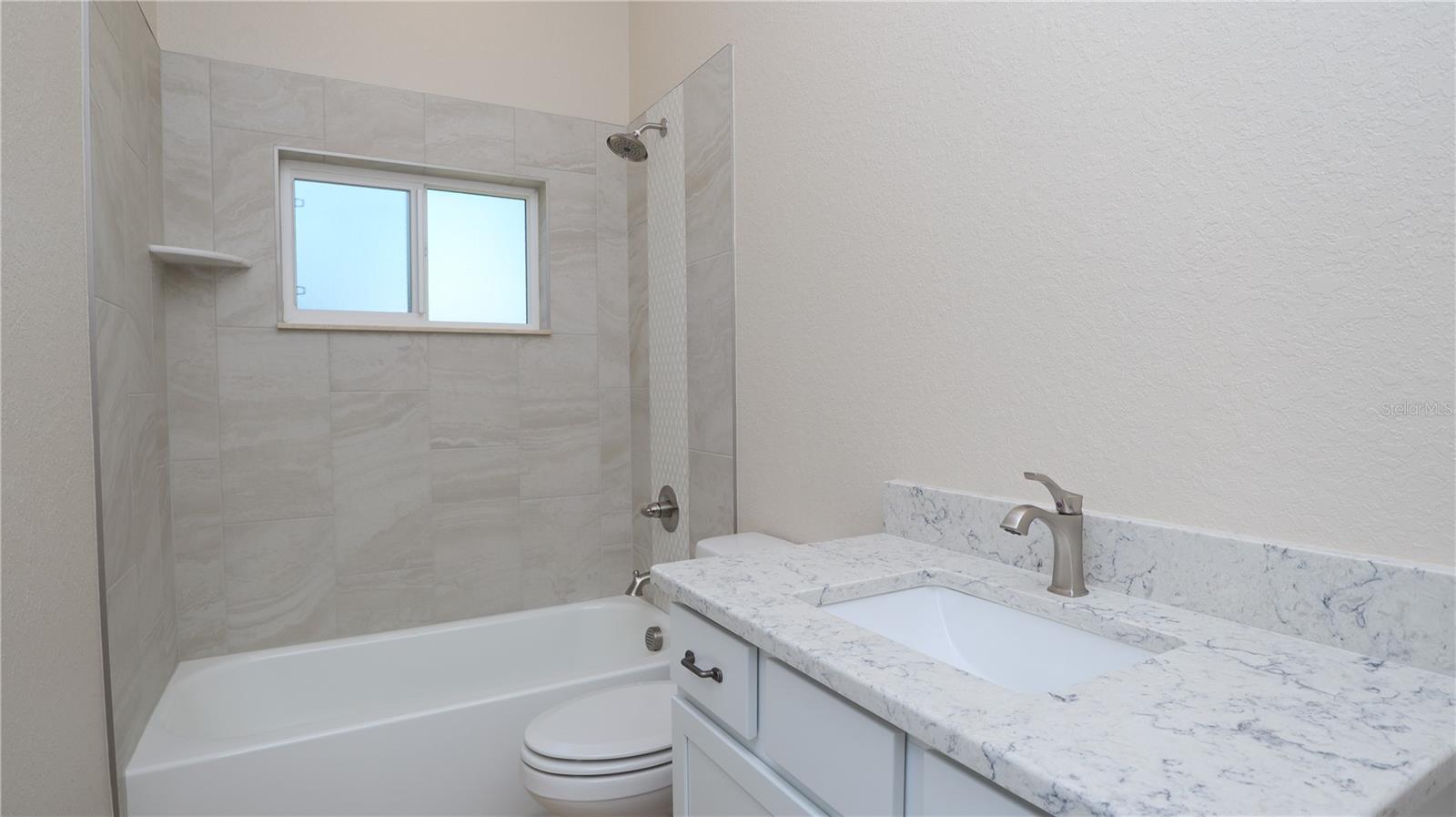 ROYAL HIGHLANDS - Residential