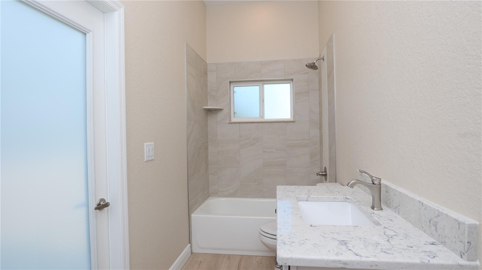 ROYAL HIGHLANDS - Residential