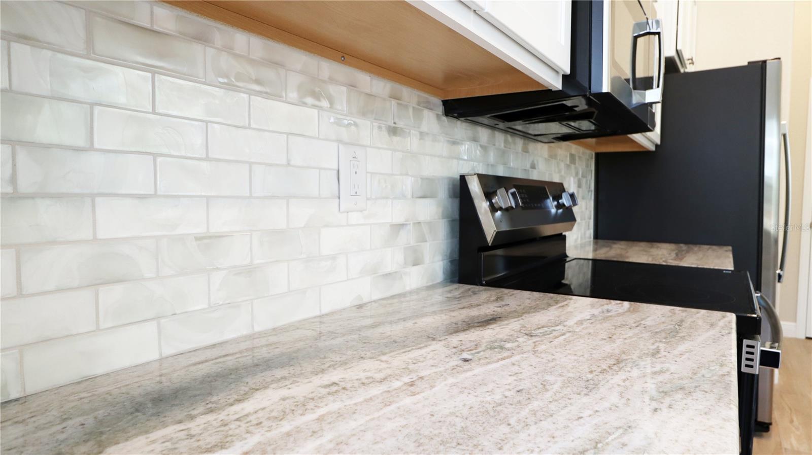 ROYAL HIGHLANDS - Residential