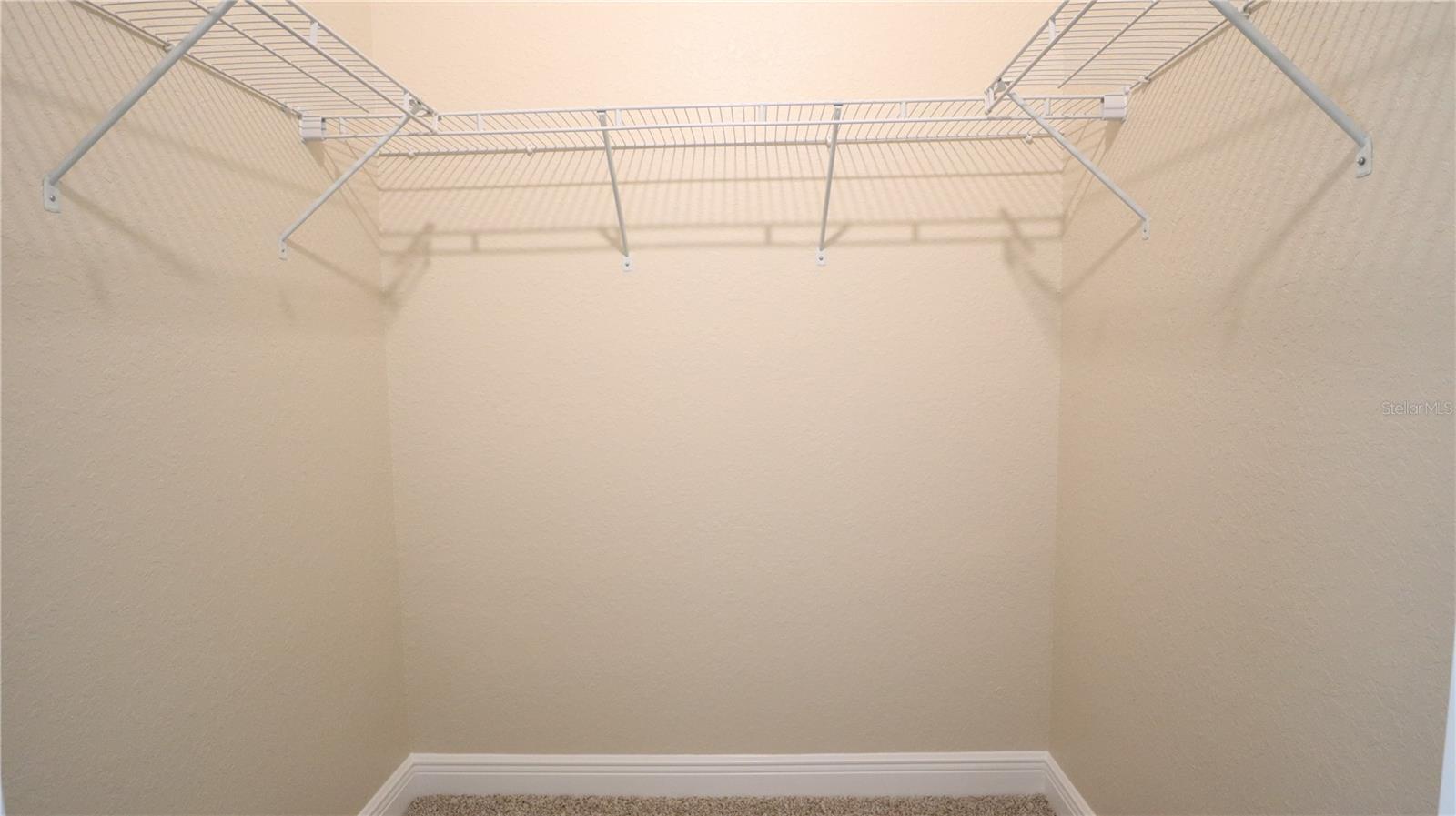 ROYAL HIGHLANDS - Residential